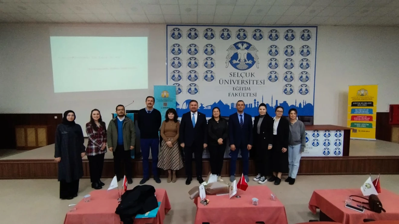 "Okumak, Düşünmek, Öğrenmek" Konulu Söyleşi Gerçekleştirildi
